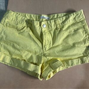 Vintage Forever 21 Yellow Cargo Shorts Relaxed Fit